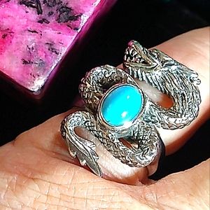 💯*RARE*💯    🔥SLEEPING BEAUTY TURQUOISE🌟 DRAGON MOTIF. STERLING. SIZE 7.